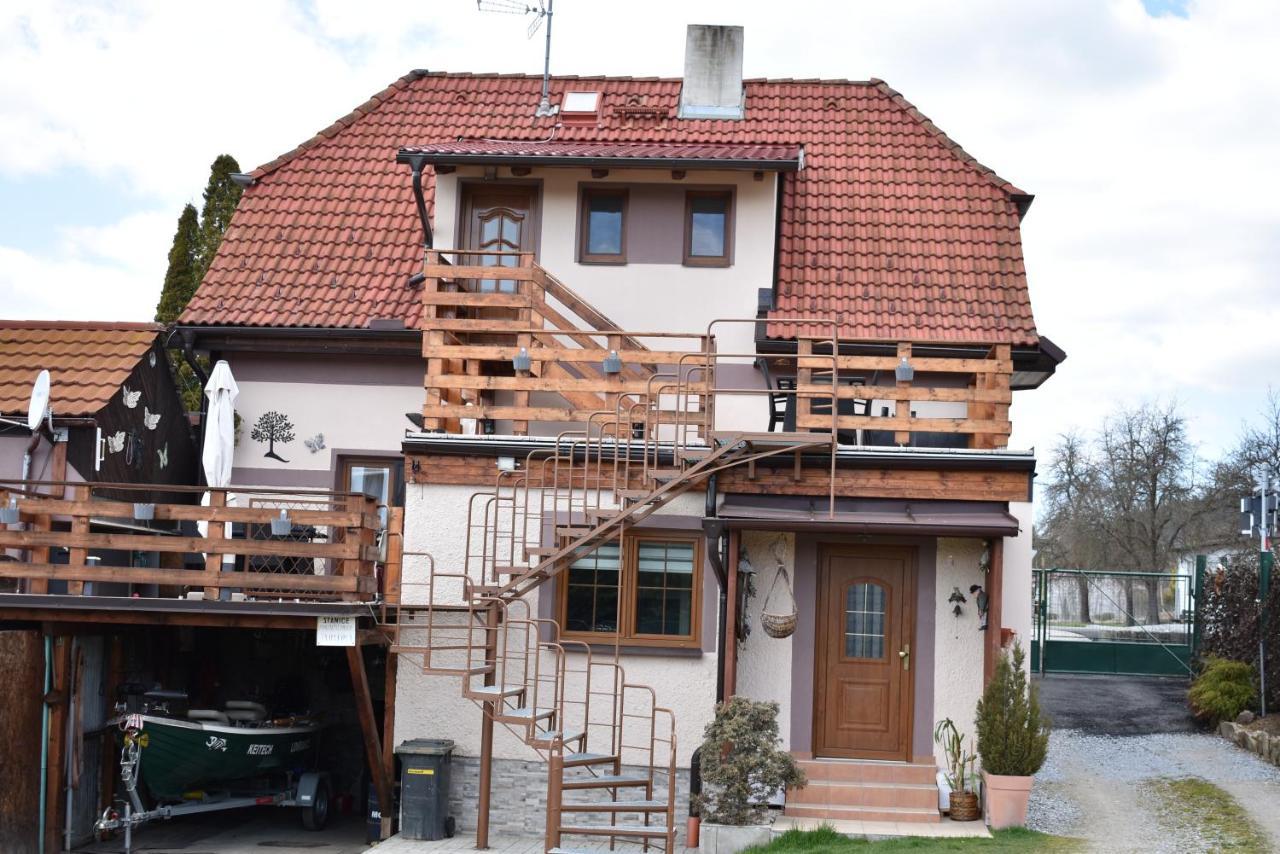 Ubytování U Andílka Horní Planá Exterior foto
